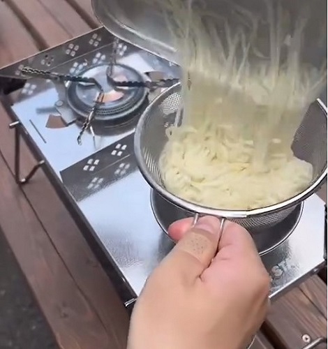 メスティンde釜バターうどん